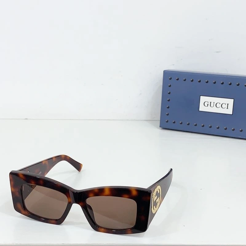 Gucci Sunglasses Resilient 280122