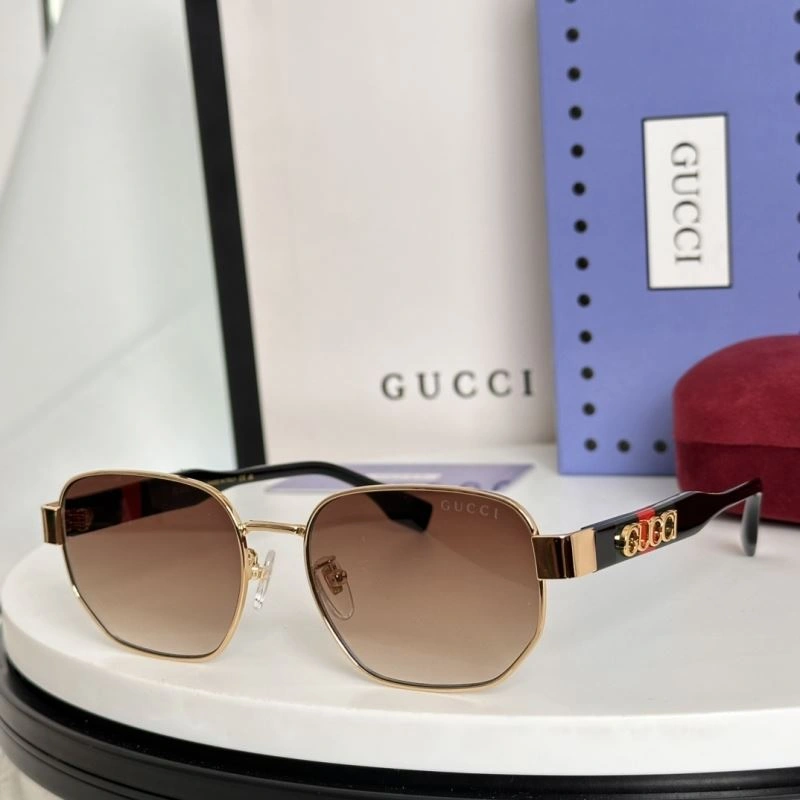 Gucci Sunglasses WaterResistant 280123