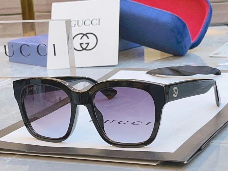 Youthful Gucci Sunglasses 280120