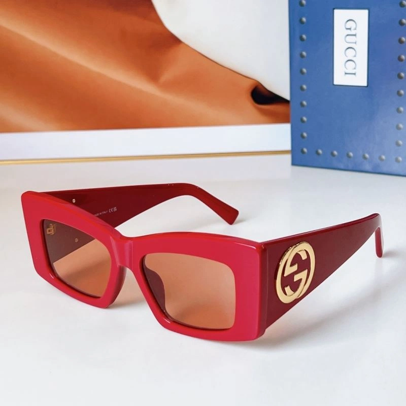 Lightweight Gucci Sunglasses 280096