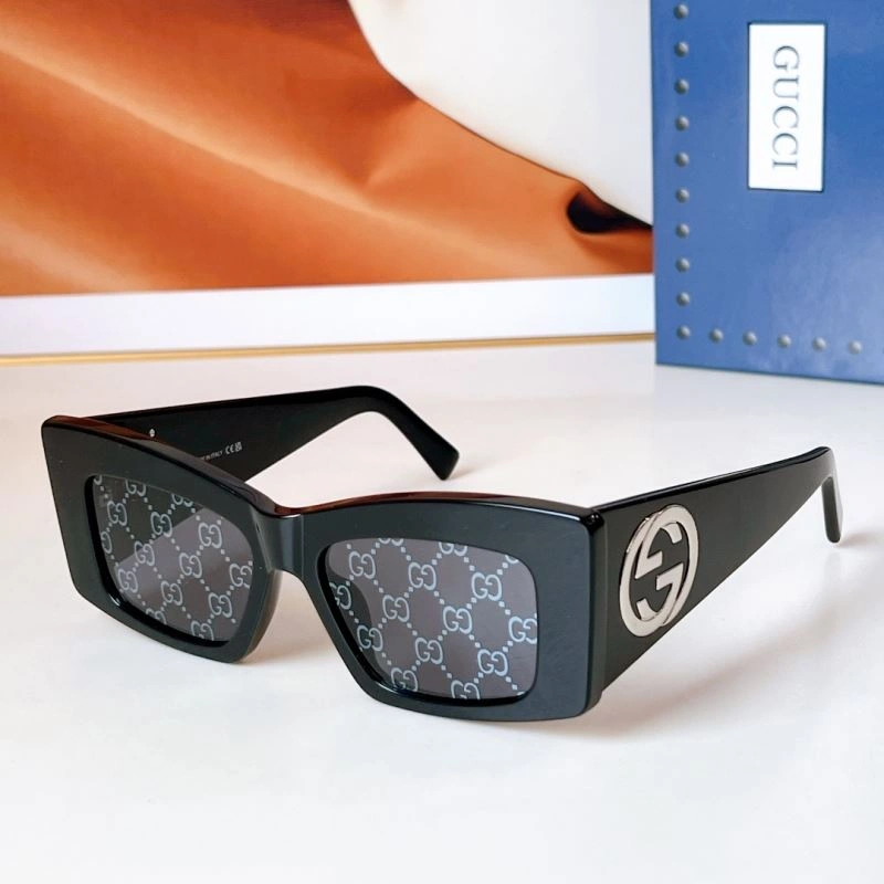 Lightweight Gucci Sunglasses 280096