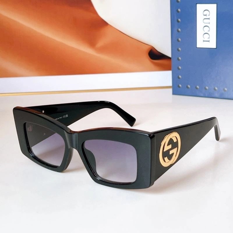 Lightweight Gucci Sunglasses 280096