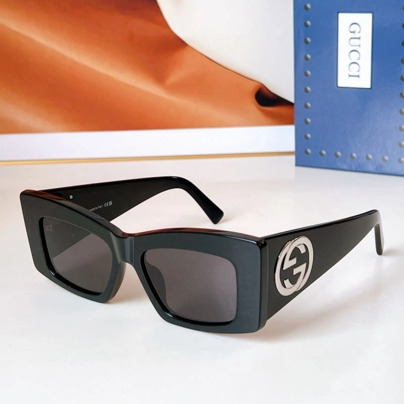 Lightweight Gucci Sunglasses 280096
