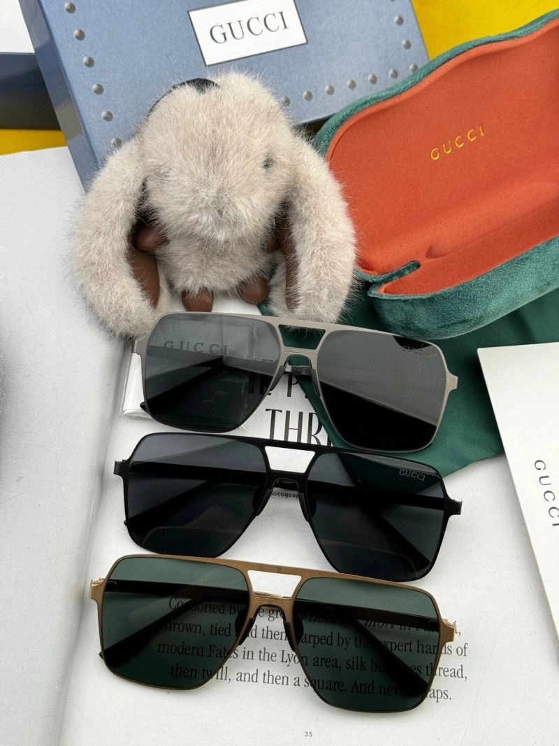 Gucci Sunglasses Vibrant 280111