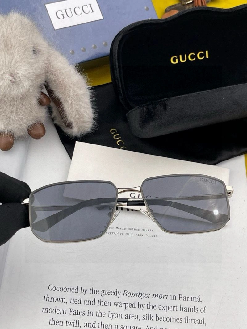 Contemporary Gucci Sunglasses 280089