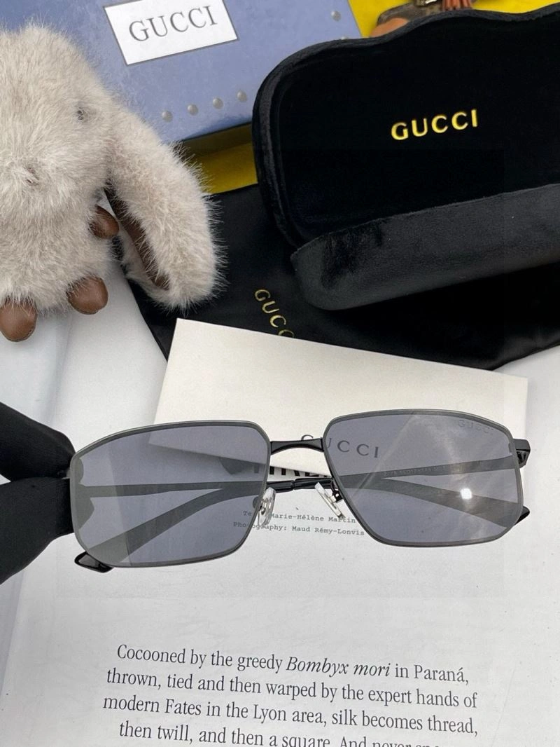 Contemporary Gucci Sunglasses 280089