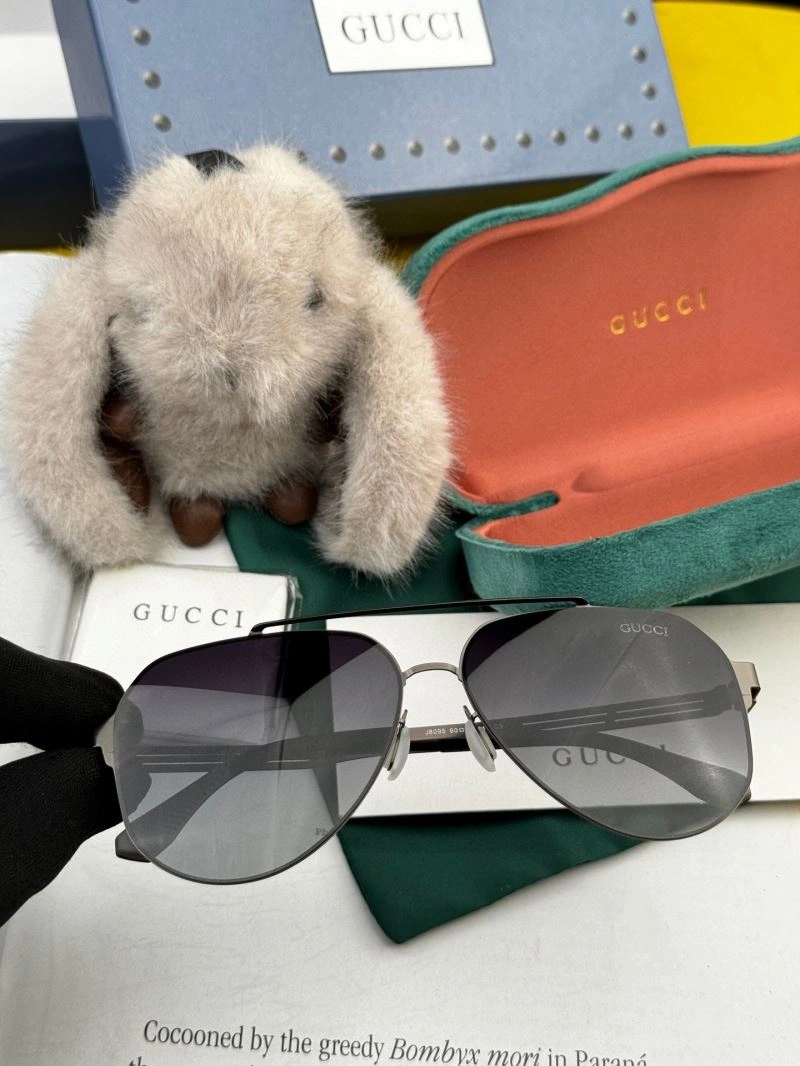 Gucci Sunglasses SportInspired 280110