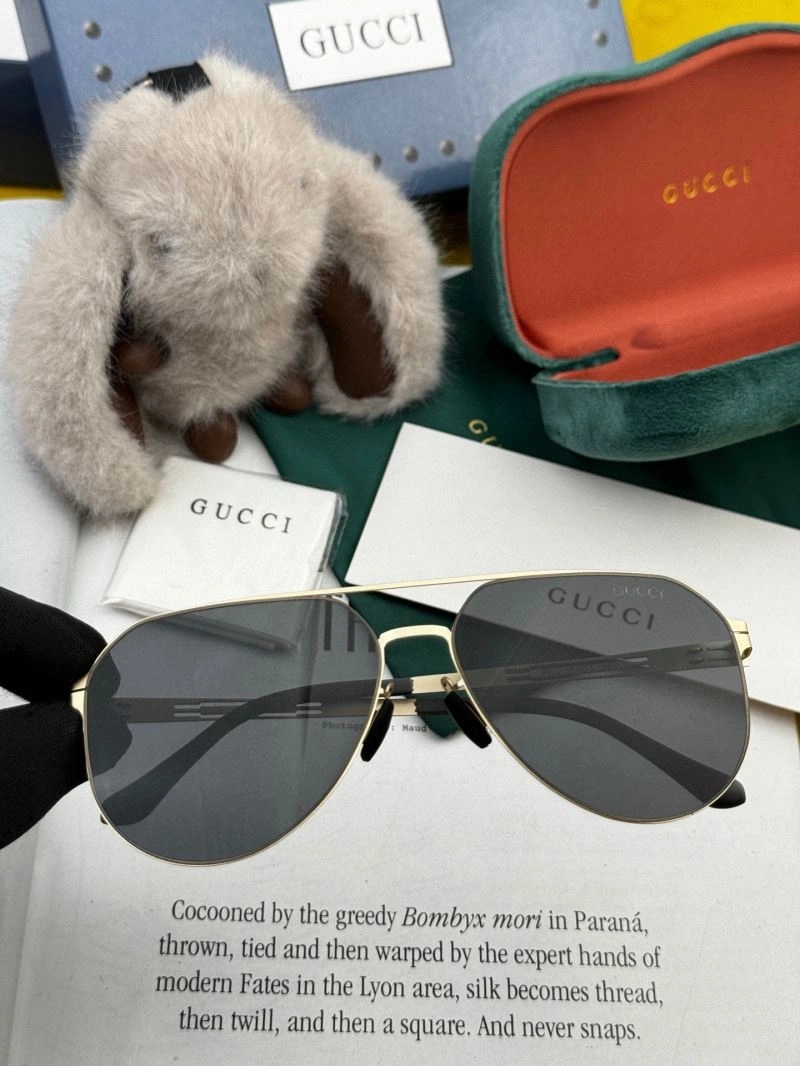 Lightweight Gucci Sunglasses 280103