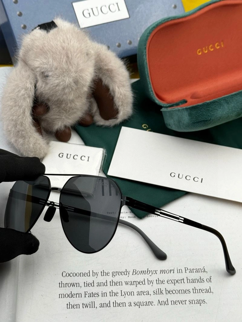 Lightweight Gucci Sunglasses 280103