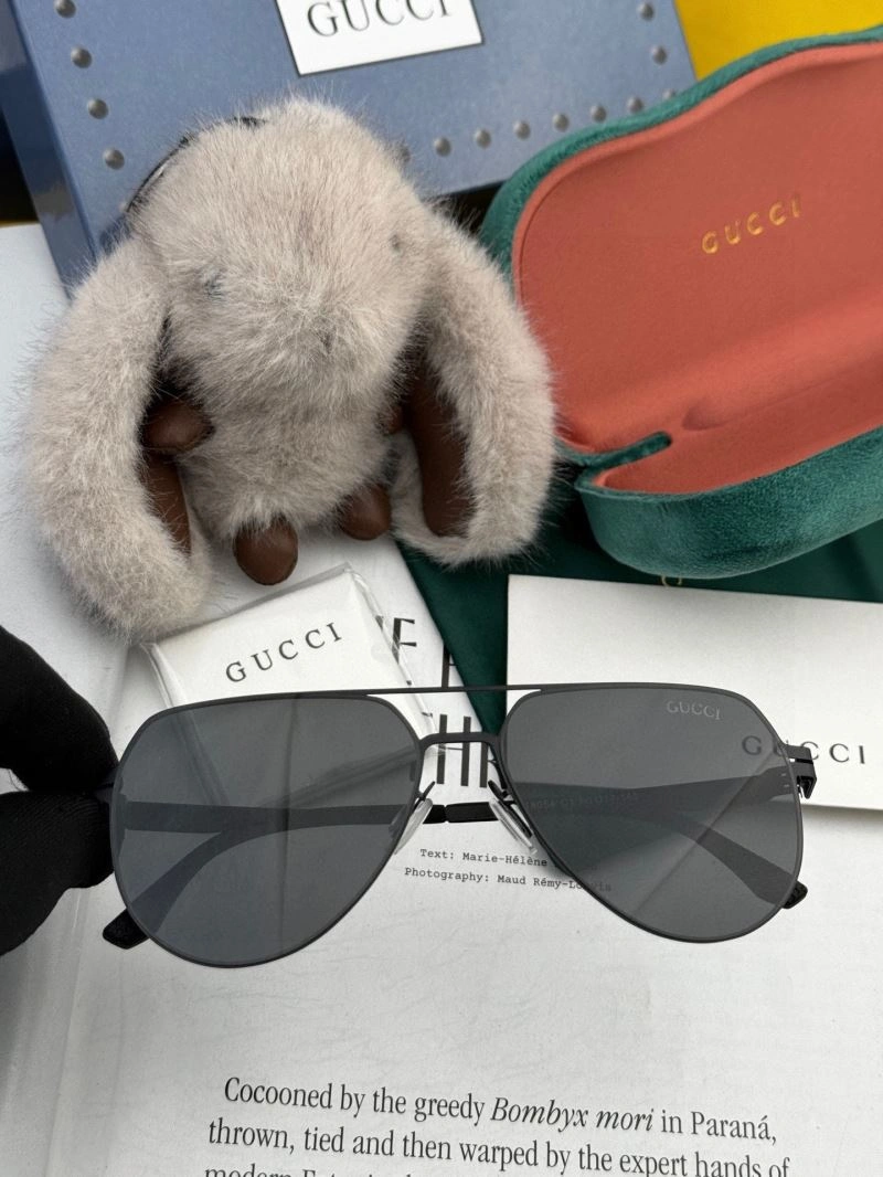 Gucci Sunglasses TimelessDesign 280095