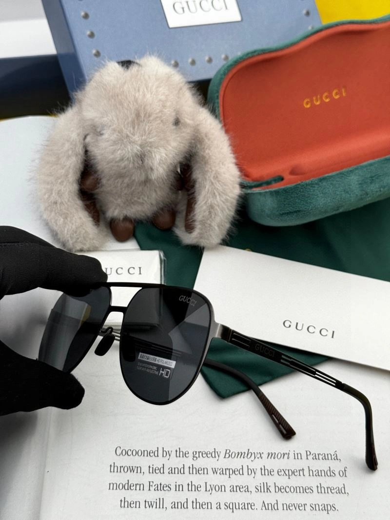 ZipUp Gucci Sunglasses 280102