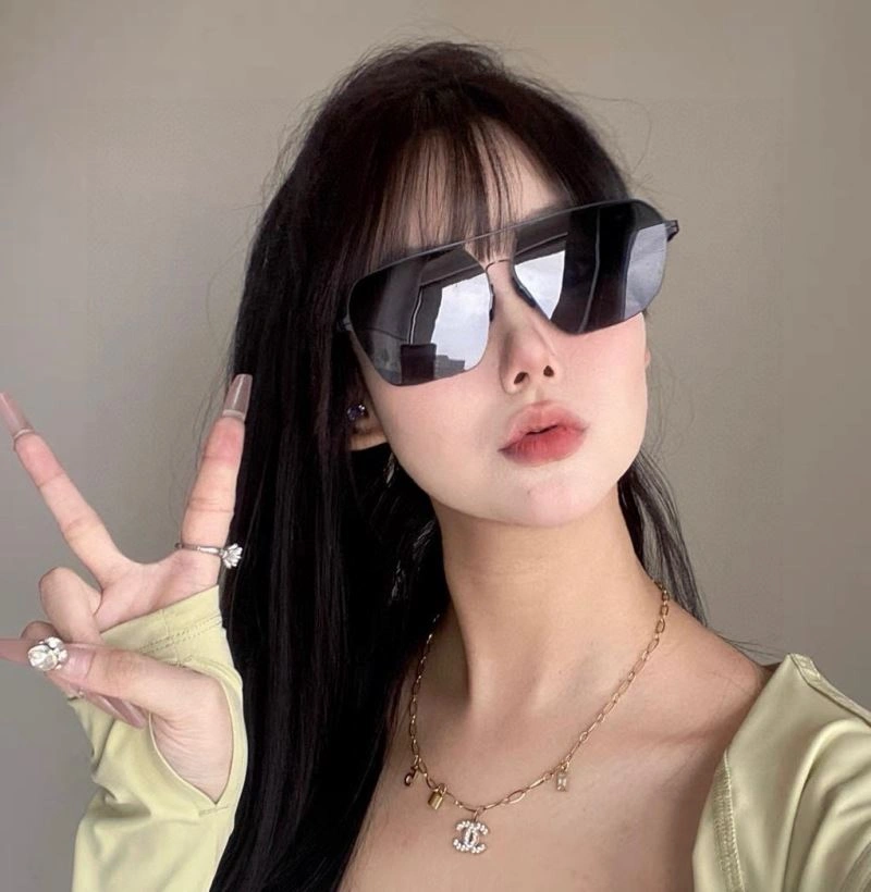 Gucci Sunglasses Comfortable 280104