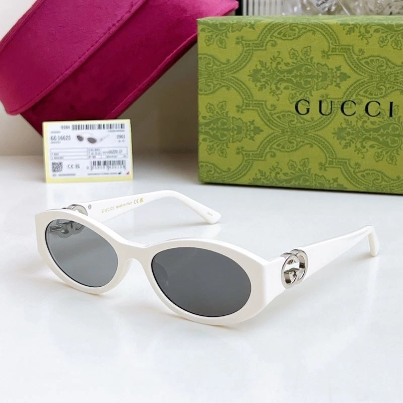 Lightweight Gucci Sunglasses 280082