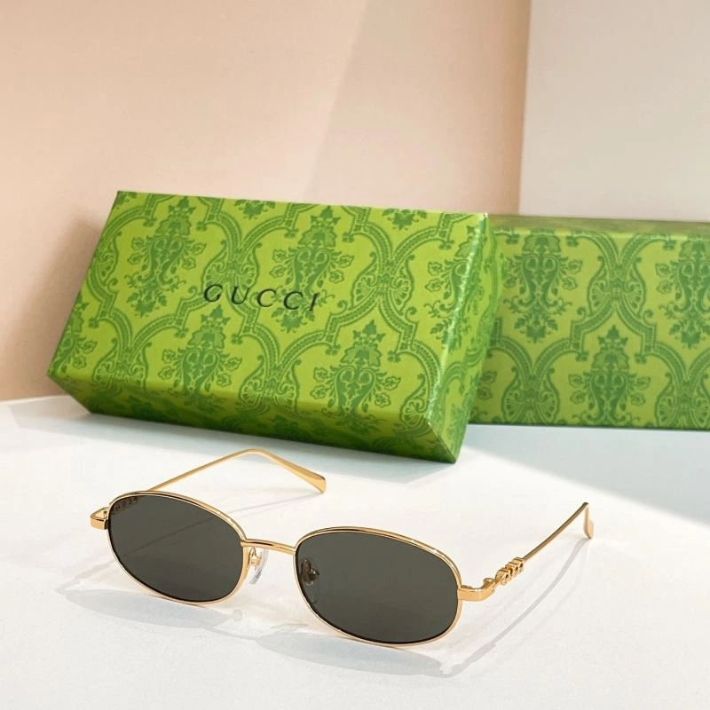 Gucci Sunglasses Resilient 280080