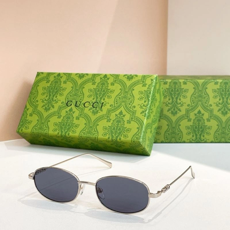 Gucci Sunglasses Resilient 280080