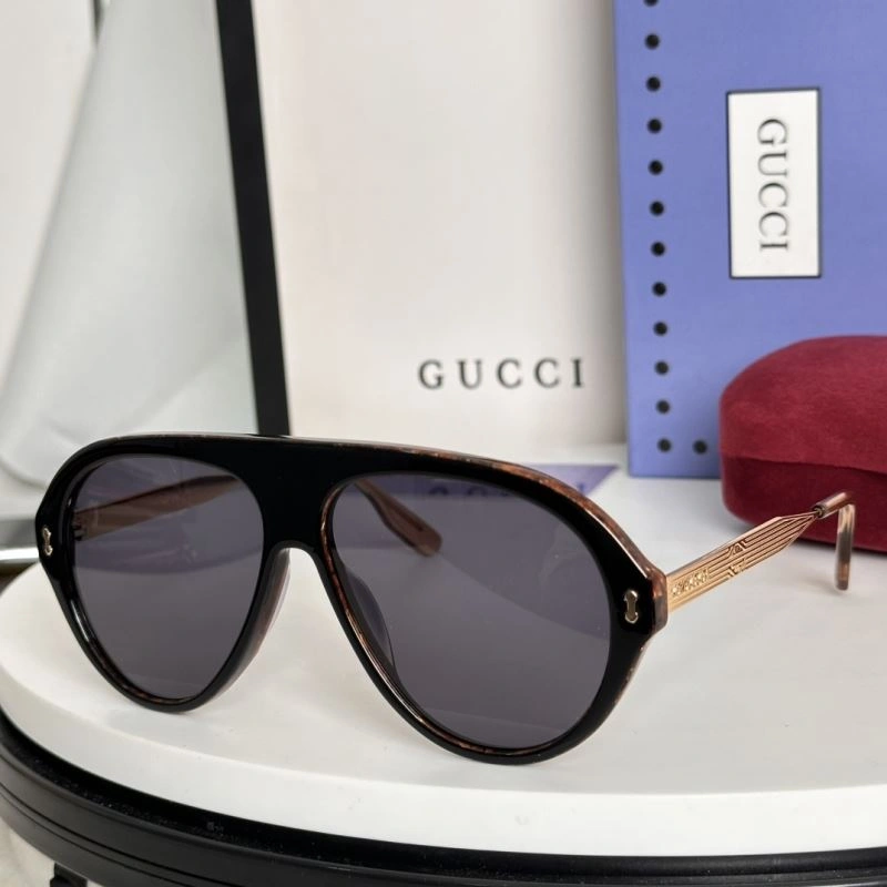 Gucci Sunglasses Functional 280077
