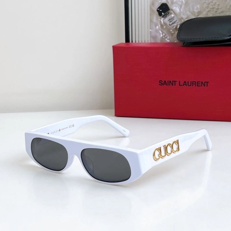 Gucci Sunglasses Practical 280078