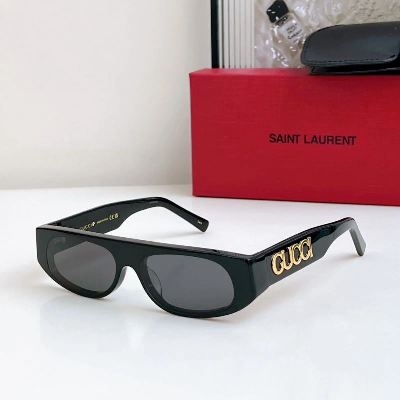 Gucci Sunglasses Practical 280078