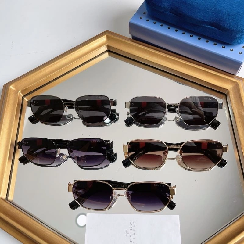 Gucci Sunglasses TravelReady 280076