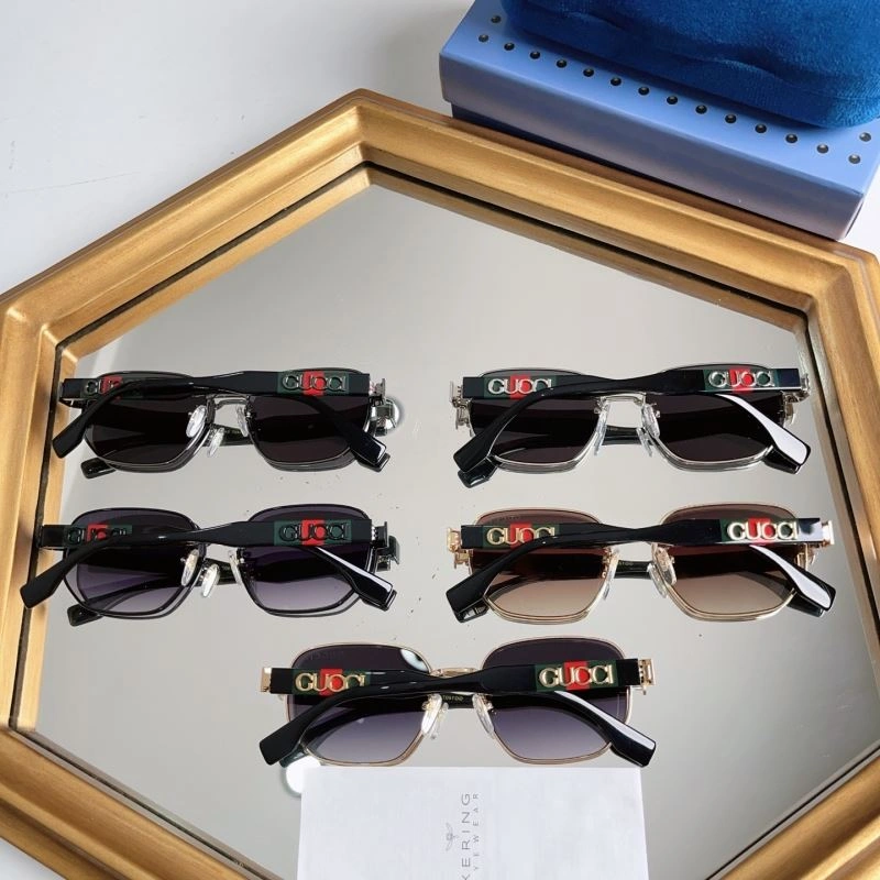 Gucci Sunglasses TravelReady 280076
