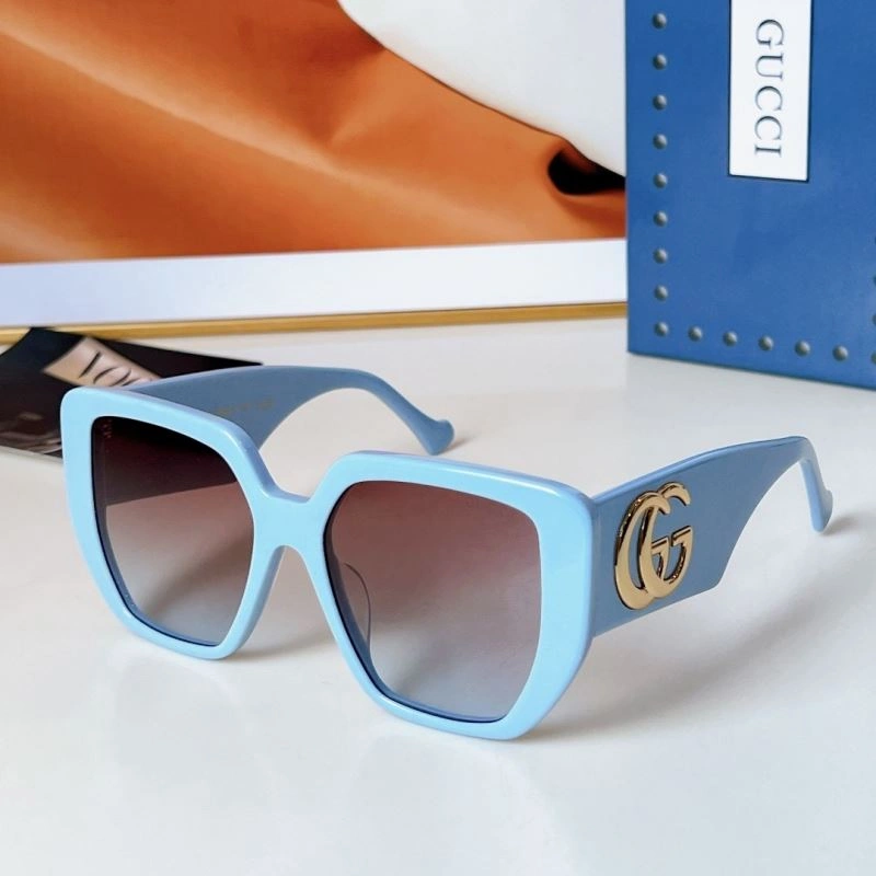 Compact Gucci Sunglasses 280072