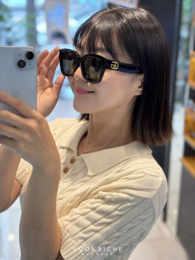 Gucci Sunglasses MoistureWicking 280049