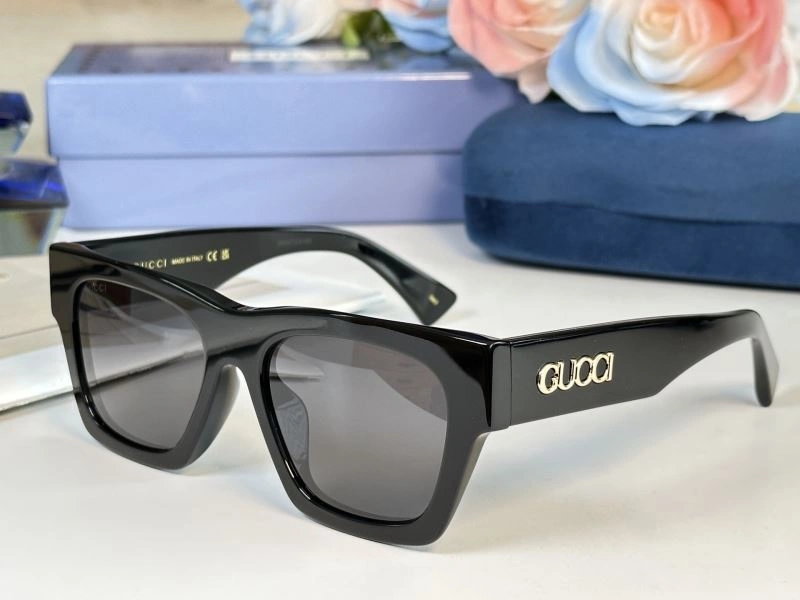 Gucci Sunglasses WeatherProof 280045