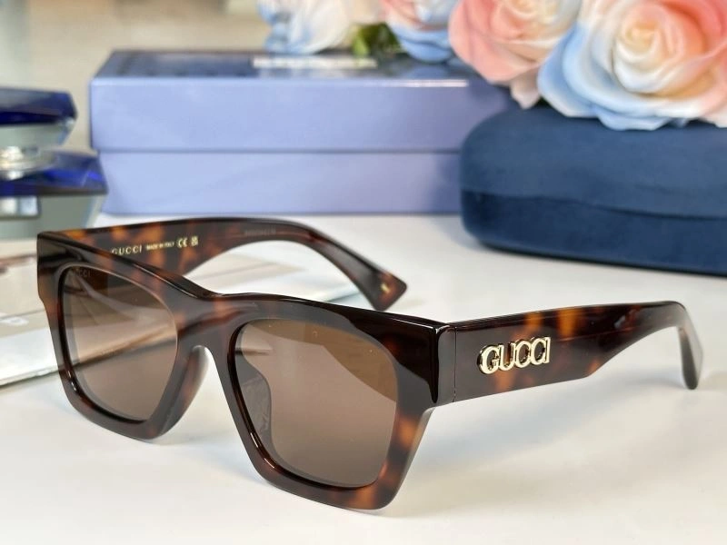 Gucci Sunglasses WeatherProof 280045