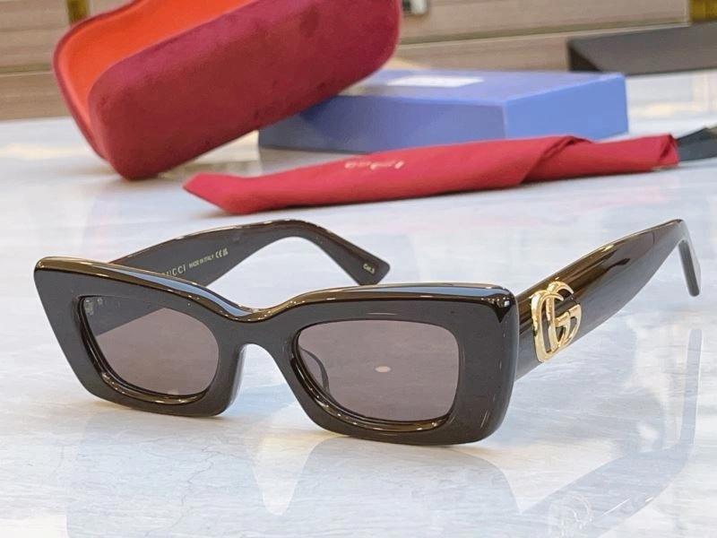 Breathable Gucci Sunglasses 280054