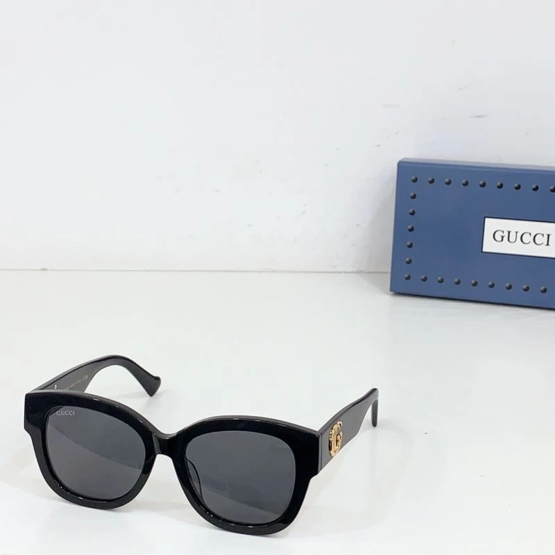 Gucci Sunglasses Colorful 280071