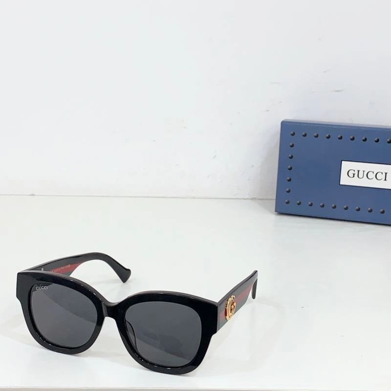 Gucci Sunglasses Colorful 280071