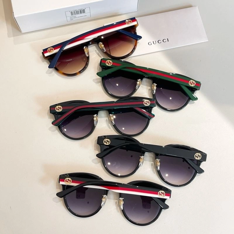 Gucci Sunglasses Durable 280052