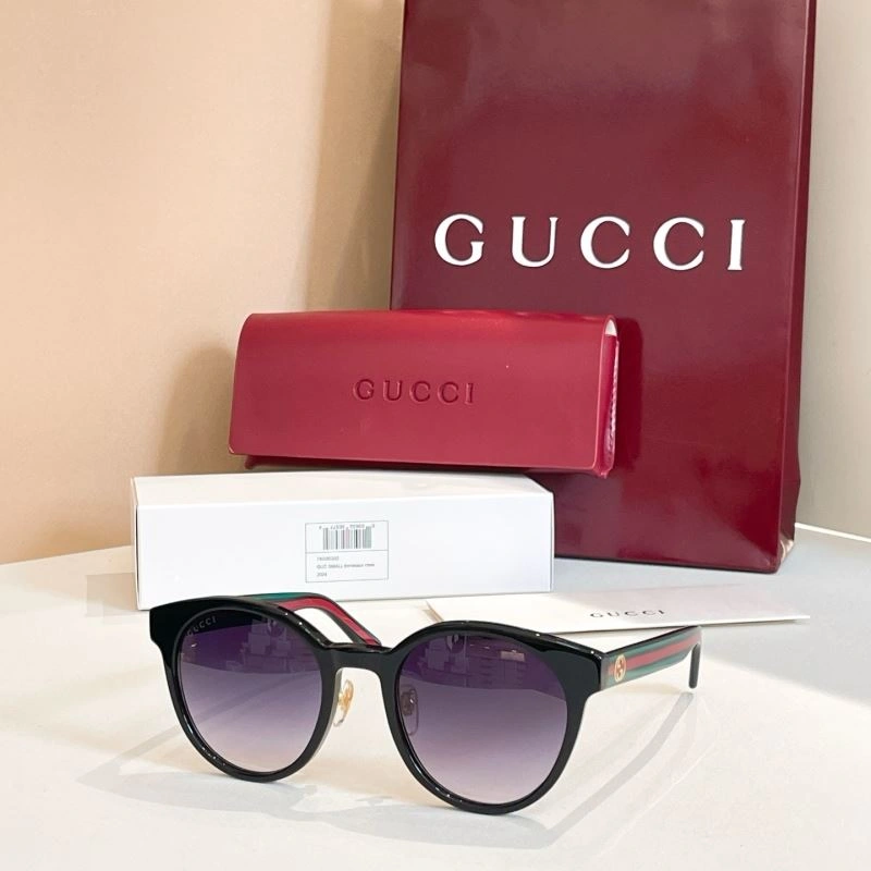 Gucci Sunglasses Durable 280052