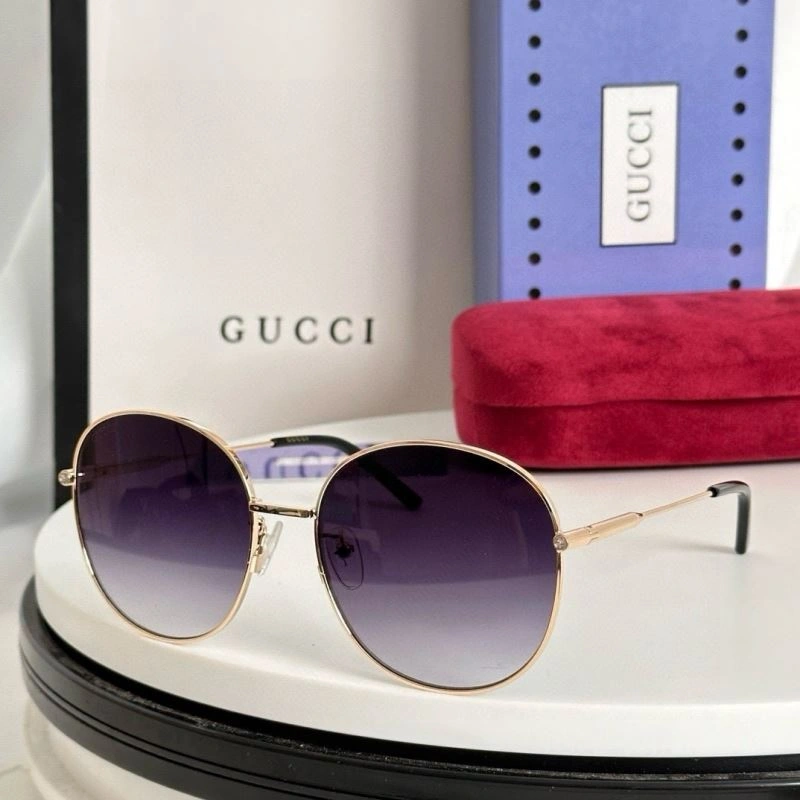 Gucci Sunglasses Breathable 280070