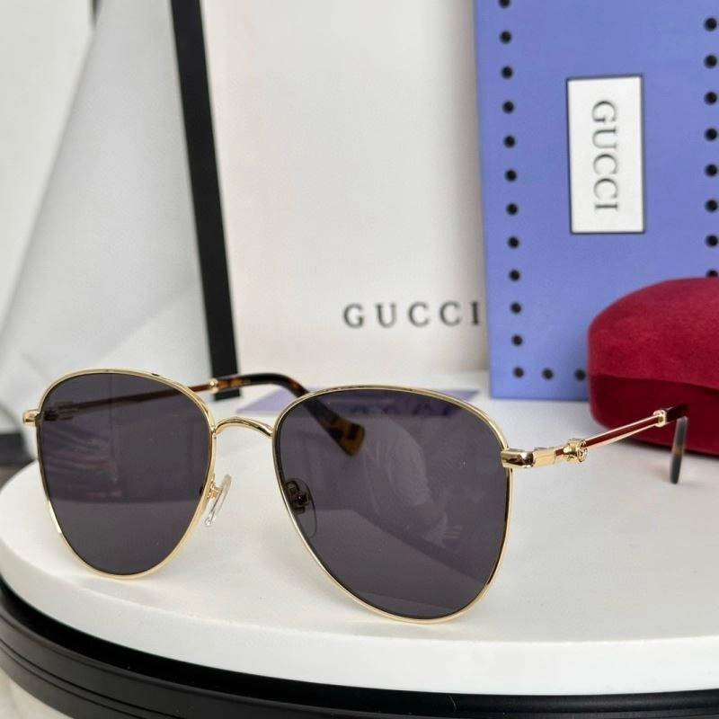 Gucci Sunglasses Functional 280044