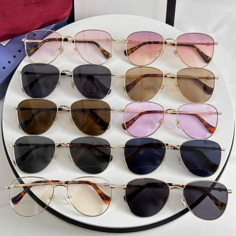 Bold Gucci Sunglasses 280060