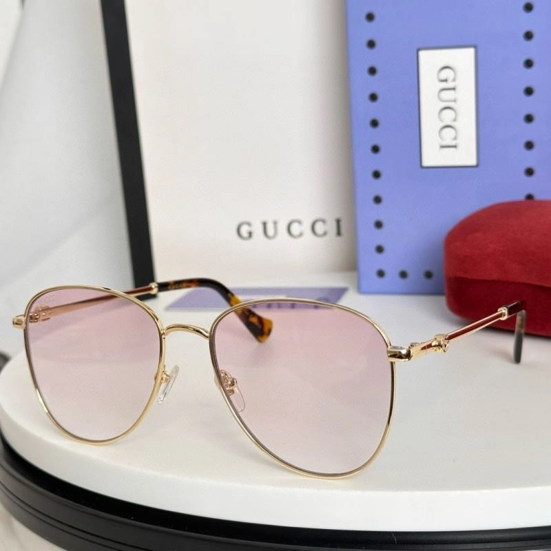 Bold Gucci Sunglasses 280060