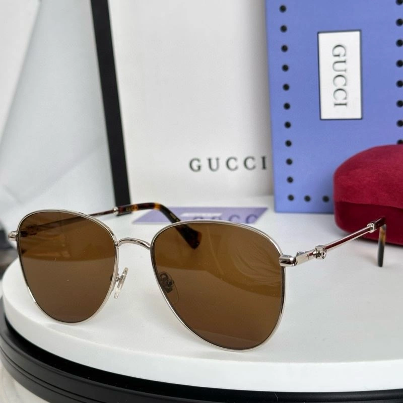 Bold Gucci Sunglasses 280060