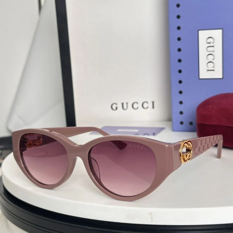 Gucci Sunglasses Classic 280067