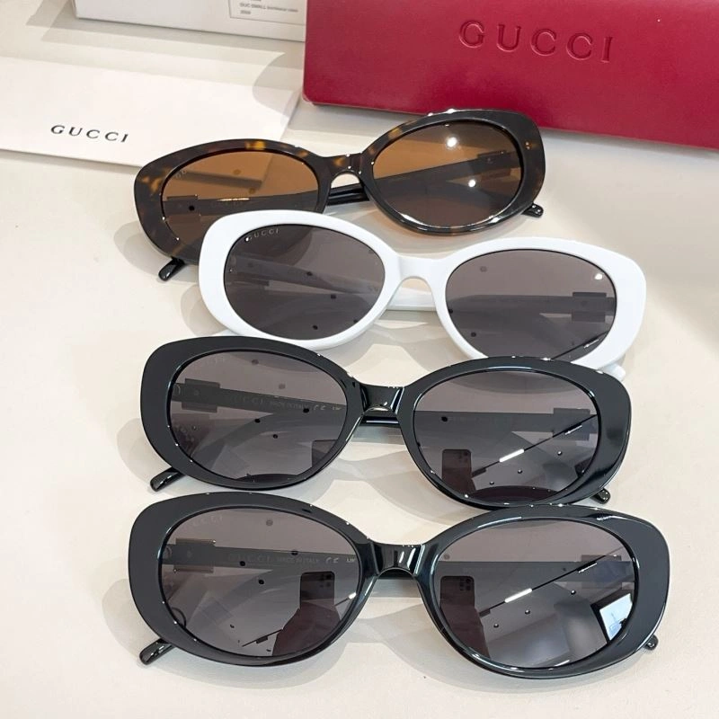 Gucci Sunglasses Vibrant 280040