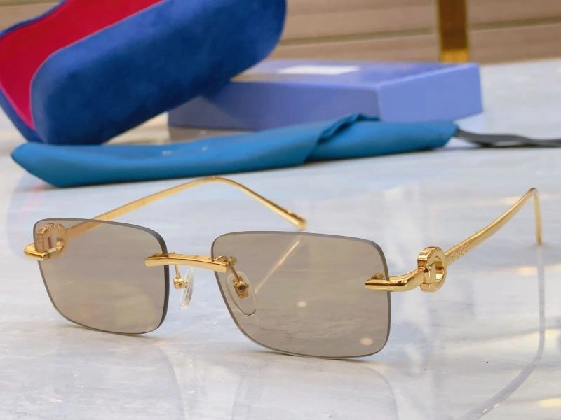 Gucci Sunglasses Lightweight 280041