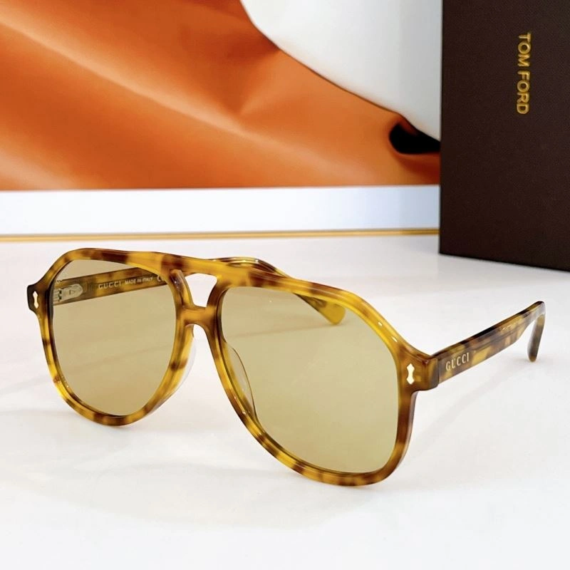 Fashionable Gucci Sunglasses 280038