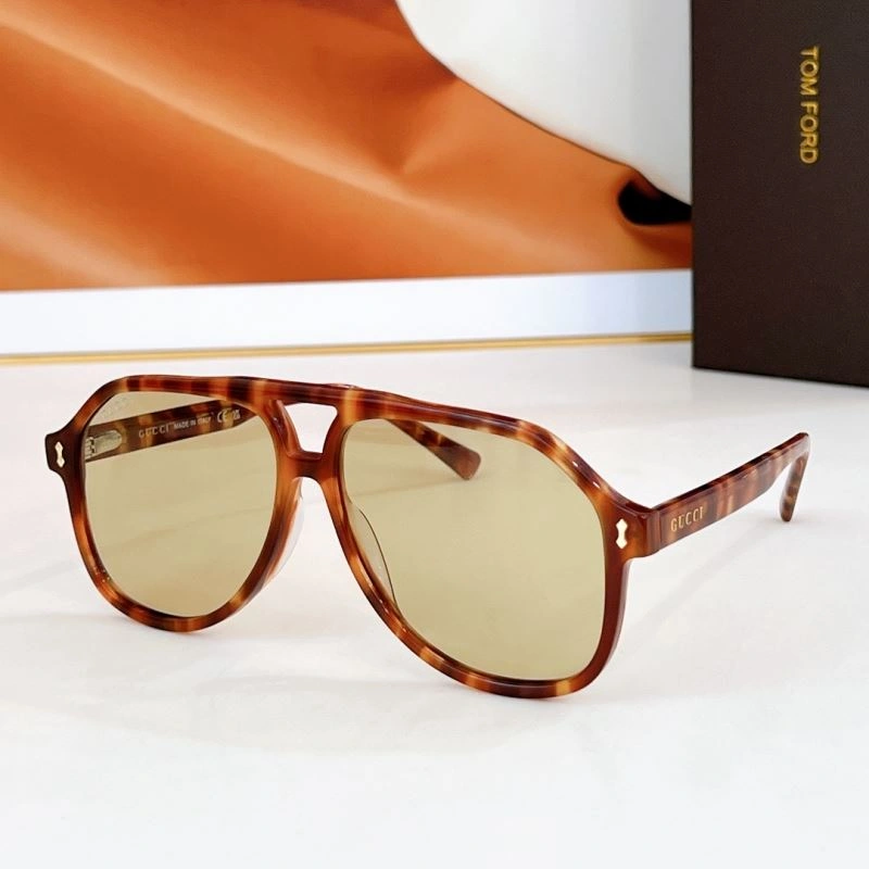 Fashionable Gucci Sunglasses 280038