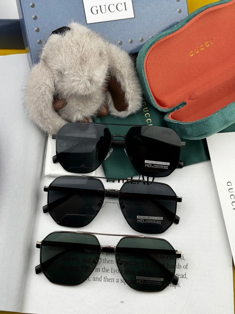 Gucci Sunglasses Practical 280036