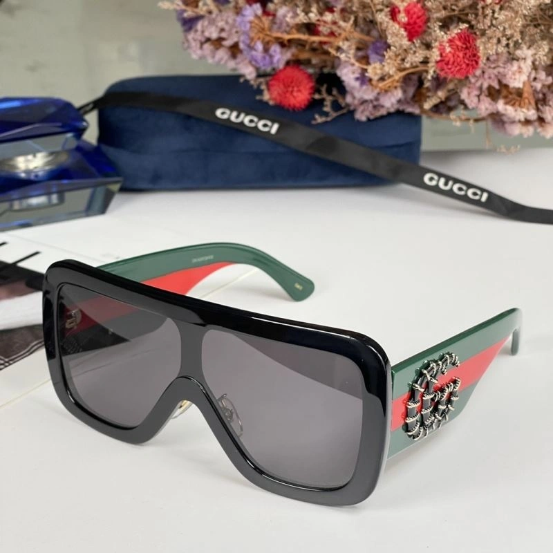MoistureWicking Gucci Sunglasses 280035