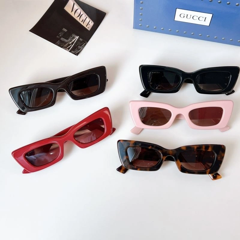 RelaxedFit Gucci Sunglasses 280005