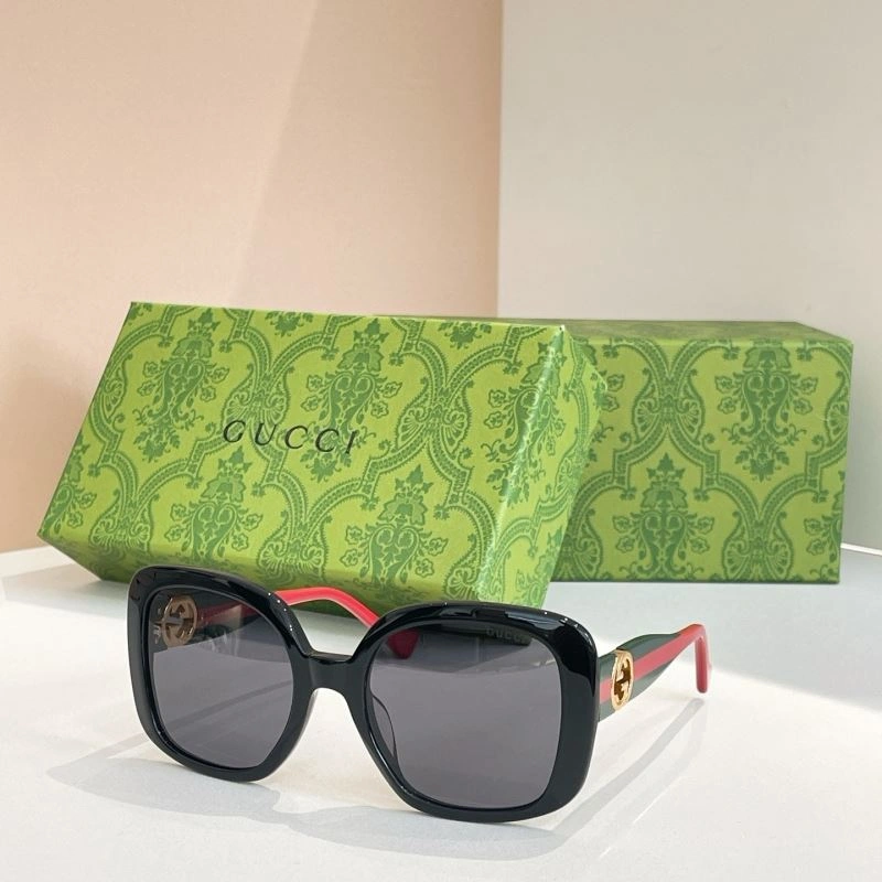 Packable Gucci Sunglasses 280016