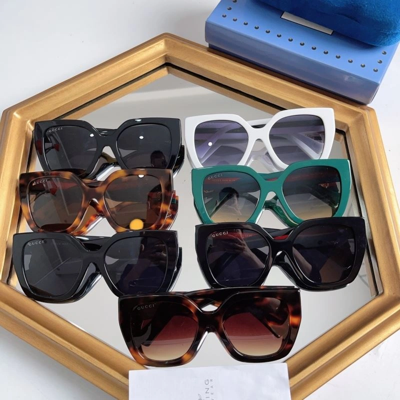 Gucci Sunglasses SportInspired 280009