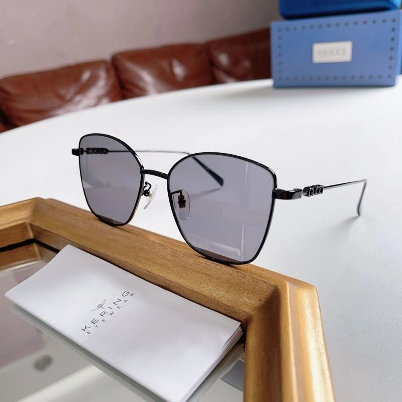 Gucci Sunglasses SunProtective 280017