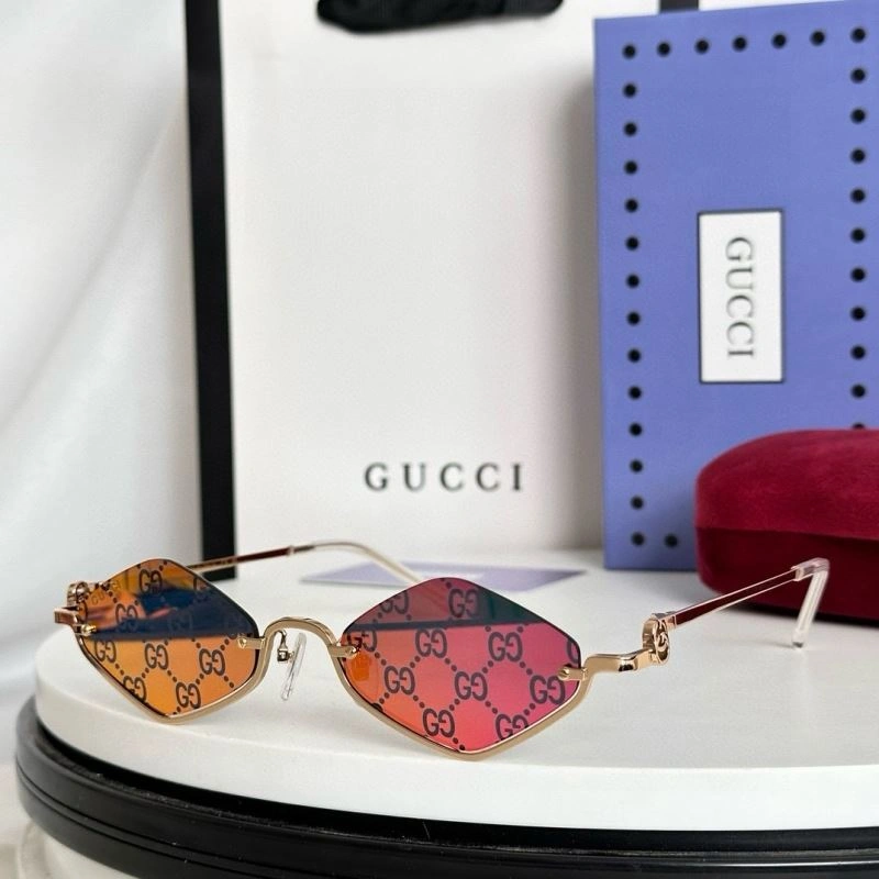 Refined Gucci Sunglasses 280020